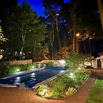 With Outdoor Pool Warsaw Villa Magdalenka