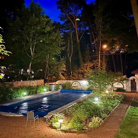 With Outdoor Pool Warsaw Willa Magdalenka