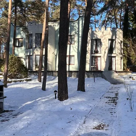 With Outdoor Pool Warsaw *