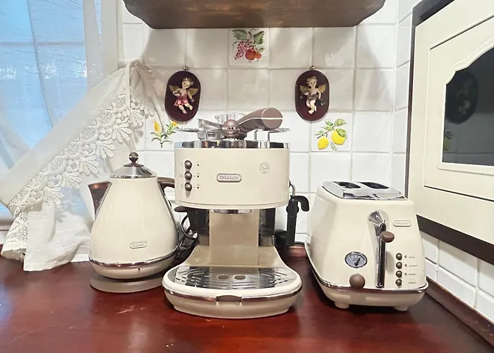 With Outdoor Pool Warsaw * Magdalenka